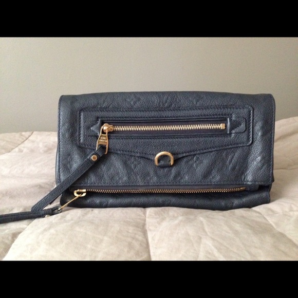 Louis Vuitton Handbags - Louis Vuitton navy monogram leather clutch